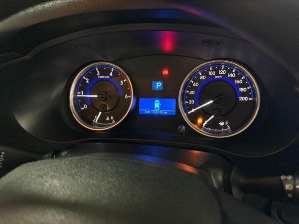 2019-Toyota-Hilux-24-GD-6-SRX-4x4-Auto-Double-Cab image:8