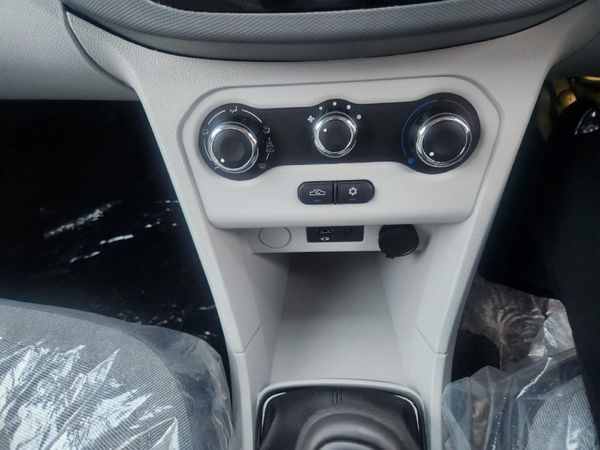 2026-TATA-Tiago-12-XM image:19