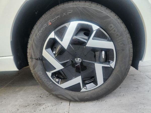 2026-TATA-Tiago-12-XM image:2