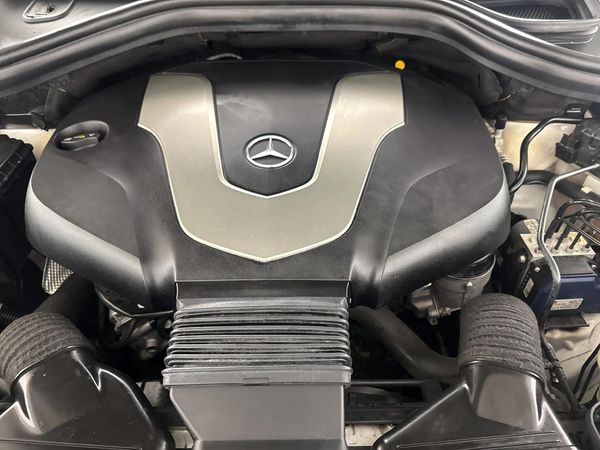 2016-Mercedes-Benz-GLE-Coupe-350d-4Matic image:11