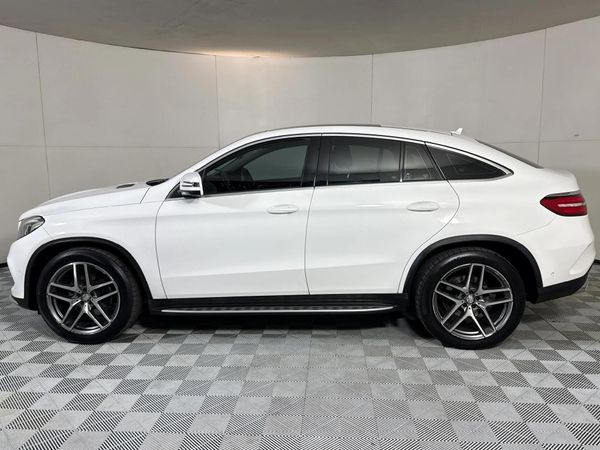 2016-Mercedes-Benz-GLE-Coupe-350d-4Matic image:16