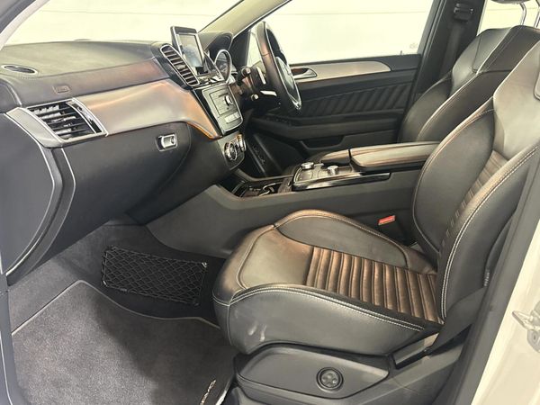 2016-Mercedes-Benz-GLE-Coupe-350d-4Matic image:8