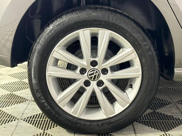 2024-Volkswagen-Polo-Vivo-16-Comfortline-Auto-5-dr image:7