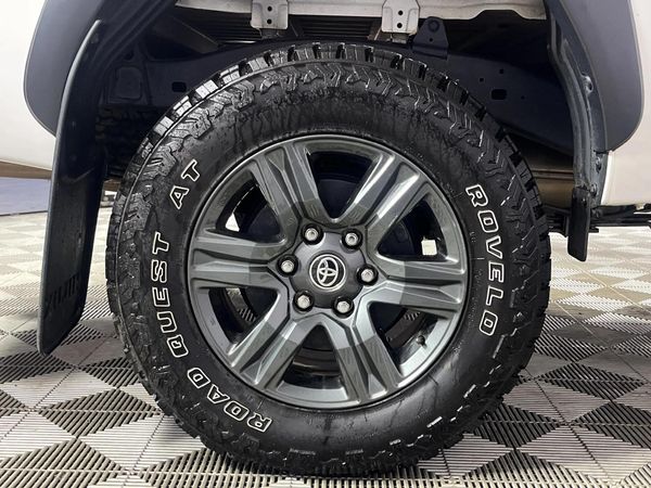 2021-Toyota-Hilux-24-GD-6-Raised-Body-Raider-Auto-Extended-Cab image:5