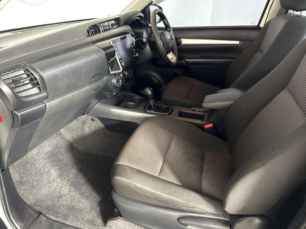 2021-Toyota-Hilux-24-GD-6-Raised-Body-Raider-Auto-Extended-Cab image:6