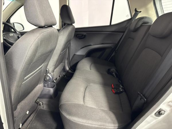 2016-Hyundai-i10-11-Motion-Auto image:3