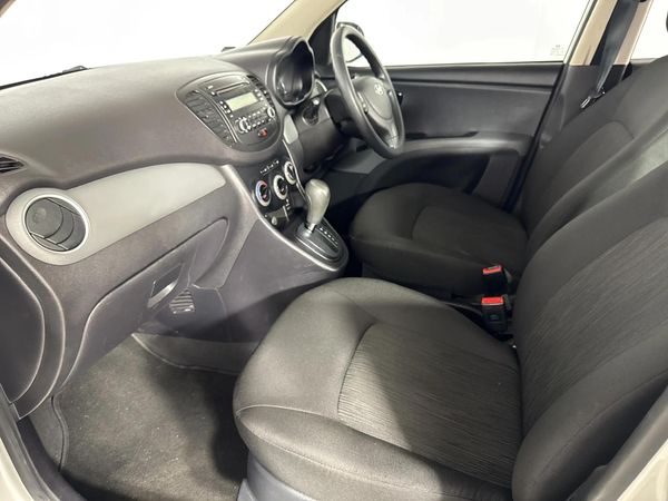 2016-Hyundai-i10-11-Motion-Auto image:8