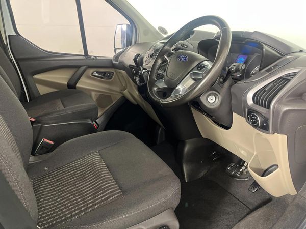 2018-Ford-Tourneo-Custom-22-TDCi-Trend-LWB-92kW image:9