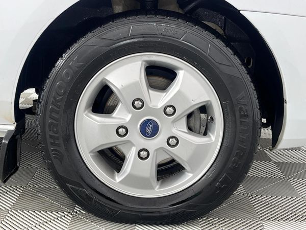 2018-Ford-Tourneo-Custom-22-TDCi-Trend-LWB-92kW image:4