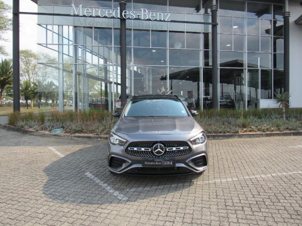 2025-Mercedes-Benz-GLA-200-Auto image:9