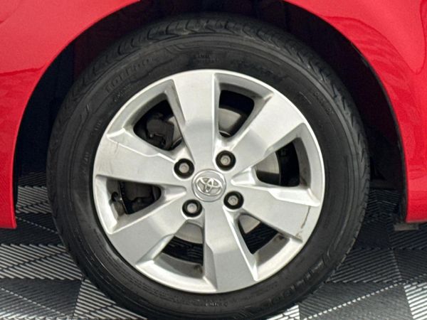 2012-Toyota-Aygo-10-Wild-5-dr image:4