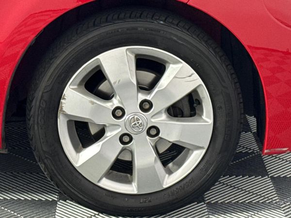 2012-Toyota-Aygo-10-Wild-5-dr image:5