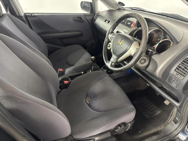 2006-Honda-Jazz-14i-DSI image:9