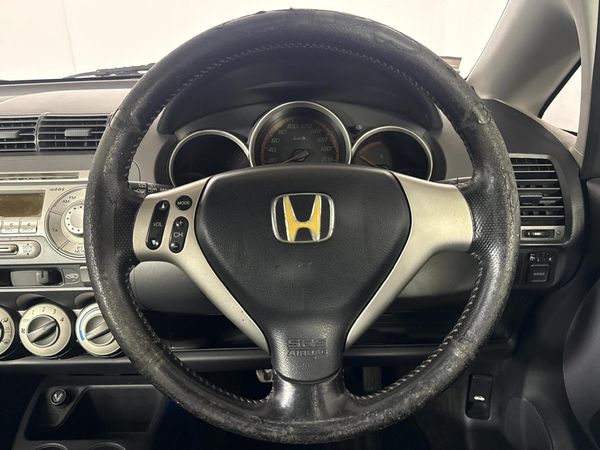 2006-Honda-Jazz-14i-DSI image:11