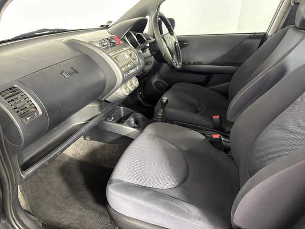 2006-Honda-Jazz-14i-DSI image:8