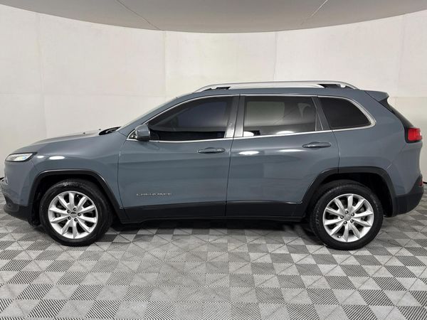 2015-Jeep-Cherokee-32-Limited-Auto image:17