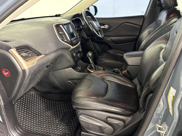 2015-Jeep-Cherokee-32-Limited-Auto image:8