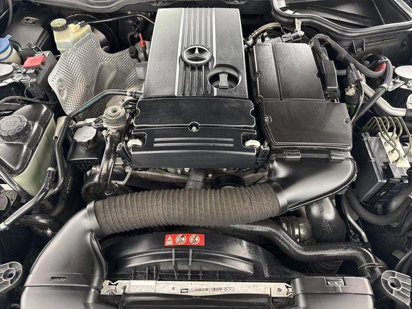 2008-Mercedes-Benz-SLK-200-Kompressor-Auto image:7