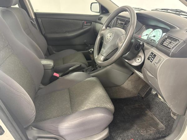 2007-Toyota-Corolla-140i image:6