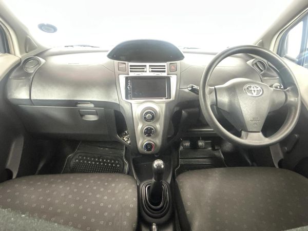 2008-Toyota-Yaris-T1-5-dr image:1