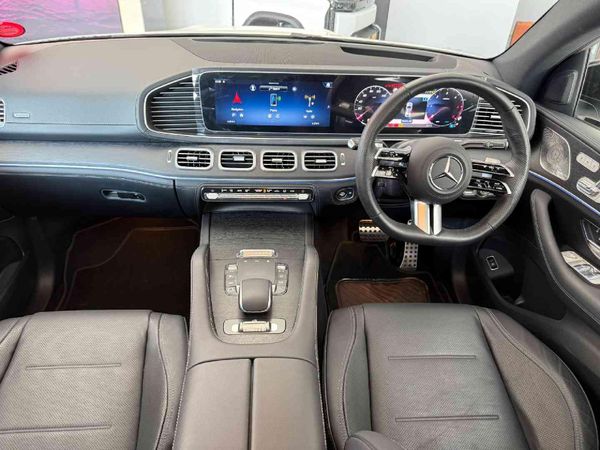 2025-Mercedes-Benz-GLE-Coupe-450D-4Matic image:11