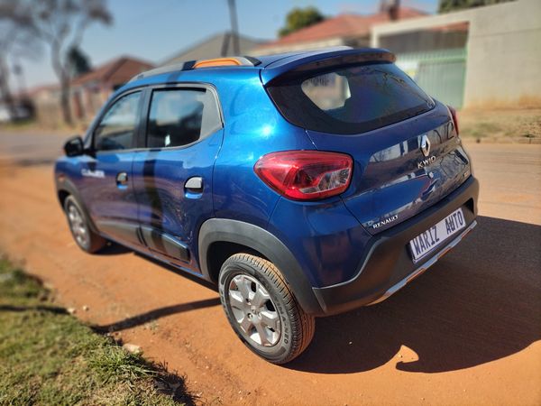 2020-Renault-Kwid-10-Climber-Auto image:3