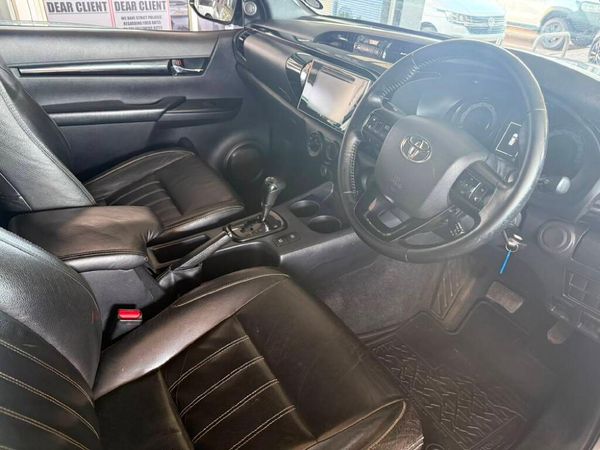 2019-Toyota-Hilux-28-GD-6-Raised-Body-Raider-Auto-Extended-Cab image:10