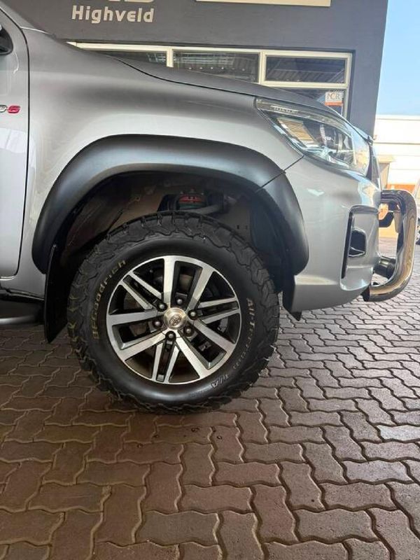 2019-Toyota-Hilux-28-GD-6-Raised-Body-Raider-Auto-Extended-Cab image:5