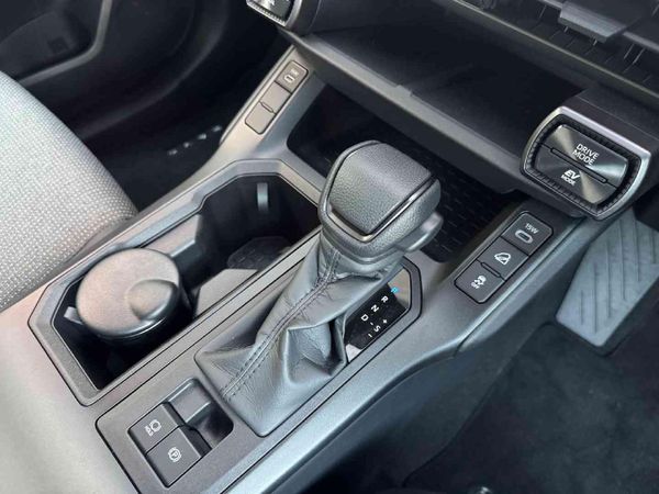 2026-Toyota-RAV4-25-GX-Hybrid-CVT-Auto-E-Four image:15