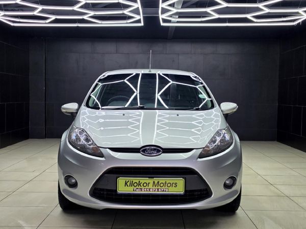 2013-Ford-Fiesta-16i-Trend-5-dr image:1