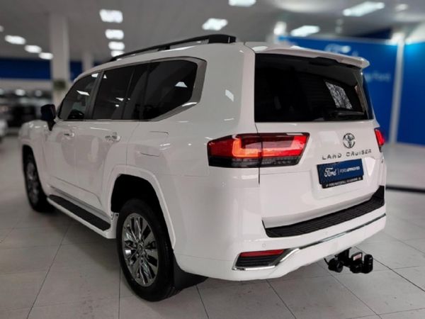 2026-Toyota-Land-Cruiser-300-V6-33D-ZX image:4