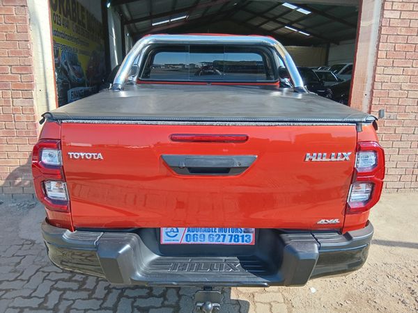 2018-Toyota-Hilux-28-GD-6-Raider-4x4-Double-Cab image:9