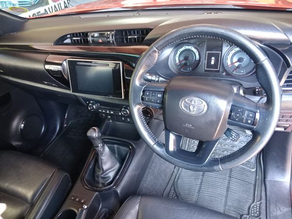 2018-Toyota-Hilux-28-GD-6-Raider-4x4-Double-Cab image:8