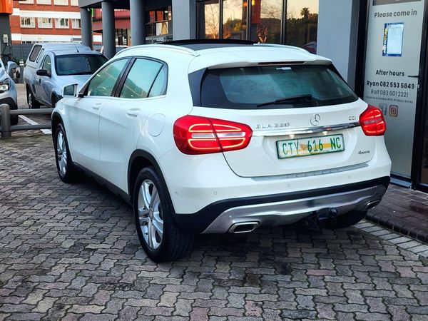 2015-Mercedes-Benz-GLA-220-CDI-Auto-4Matic image:3