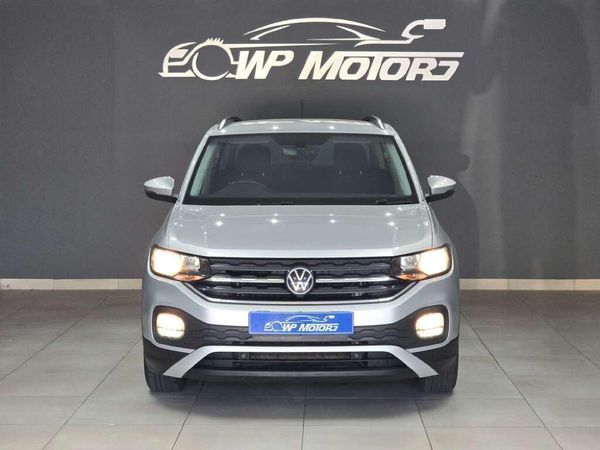 2022-Volkswagen-T-Cross-10-TSI-Comfortline image:1