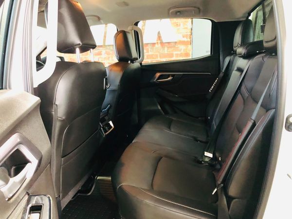 2023-Isuzu-D-Max-30-DDI-LSE-Auto-Double-Cab image:15