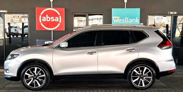 2021-Nissan-X-Trail-25-Tekna-4x4-Auto-7-seat image:3