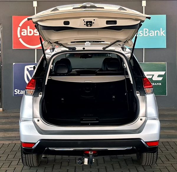 2021-Nissan-X-Trail-25-Tekna-4x4-Auto-7-seat image:6