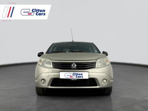2013-Renault-Sandero-16-Expression image:1