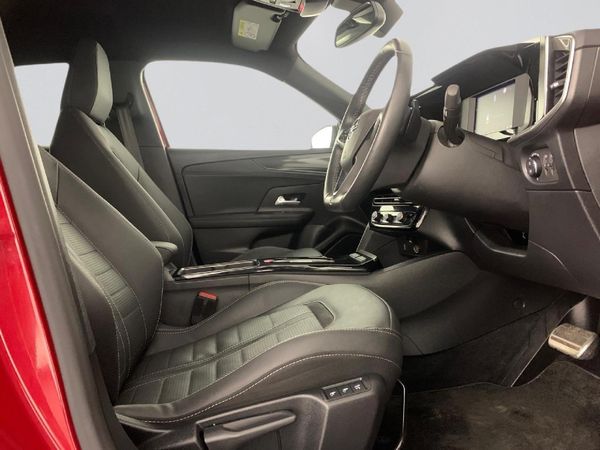 2024-Opel-Mokka-12T-GS-Auto image:21
