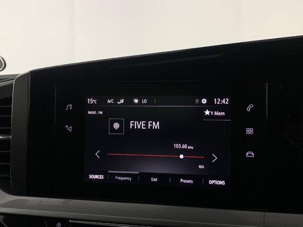 2024-Opel-Mokka-12T-GS-Auto image:6