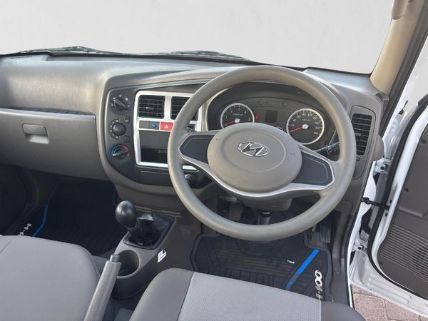 2026-Hyundai-H100-Bakkie-26D-Dropside image:13