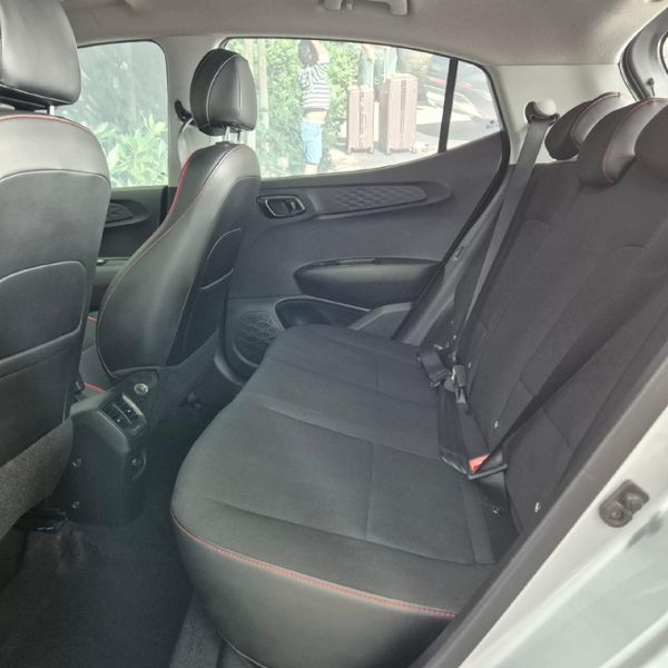 2024-Hyundai-Grand-i10-10-Fluid image:11