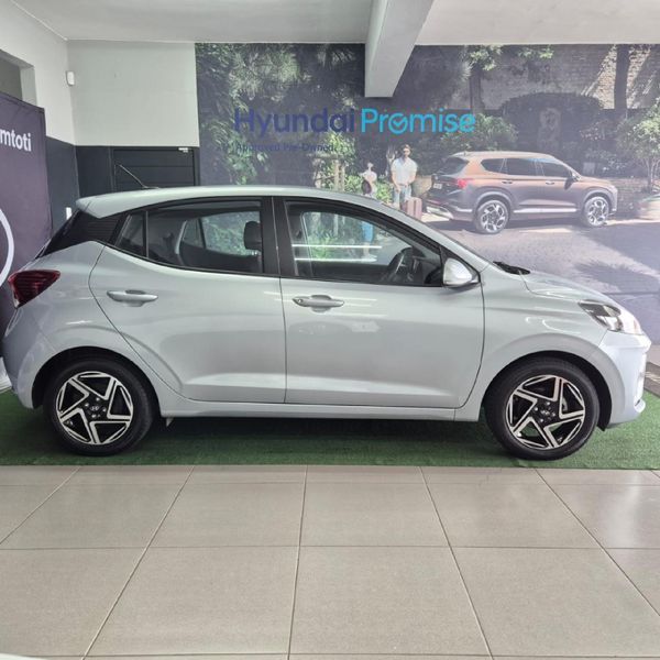 2024-Hyundai-Grand-i10-10-Fluid image:8