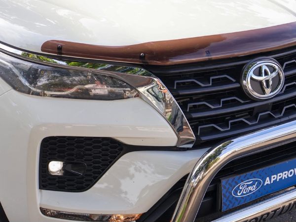 2021-Toyota-Fortuner-28-GD-6-Raised-Body-Auto image:6