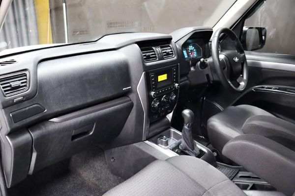 2022-Mahindra-Pik-Up-22-mHawk-S6-Karoo-Auto-Double-Cab image:11