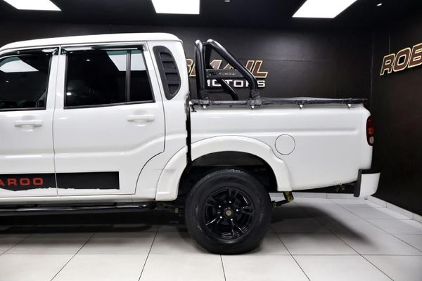 2022-Mahindra-Pik-Up-22-mHawk-S6-Karoo-Auto-Double-Cab image:4