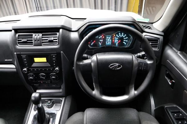 2022-Mahindra-Pik-Up-22-mHawk-S6-Karoo-Auto-Double-Cab image:8