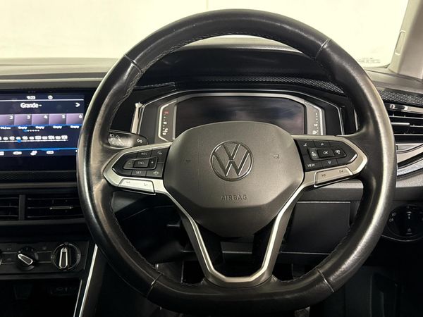 2022-Volkswagen-Polo-10-TSI-Life image:11