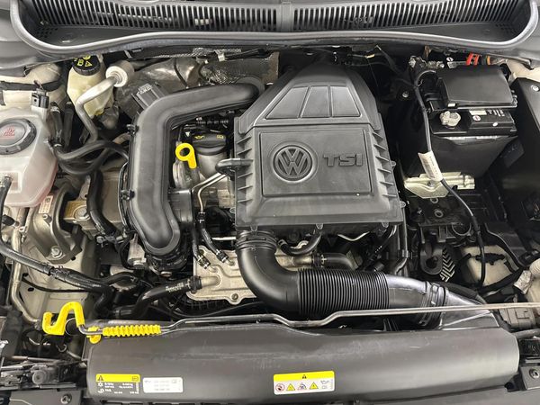 2022-Volkswagen-Polo-10-TSI-Life image:12